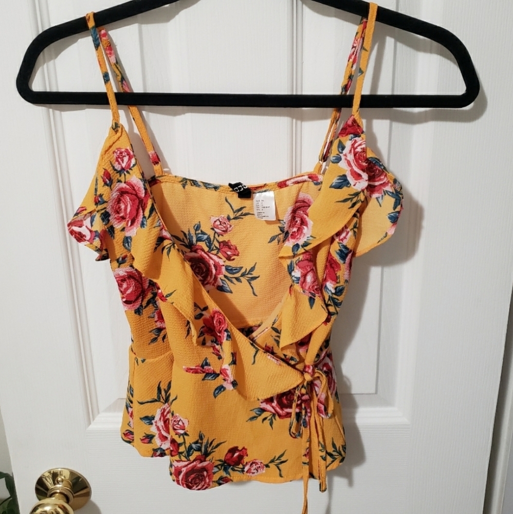 H & M adjustable tank top
